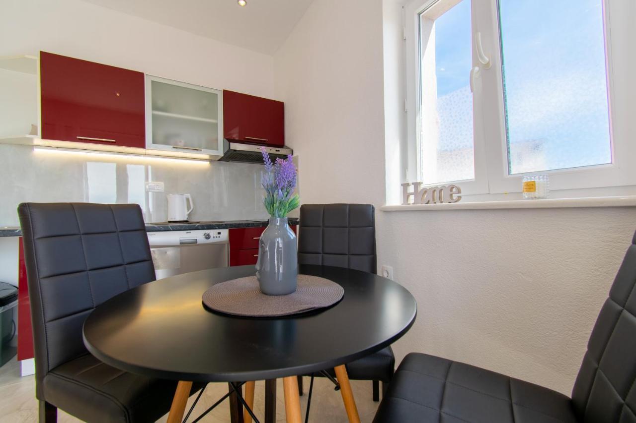 Apartmani Lavanda Centar Makarska Exterior photo